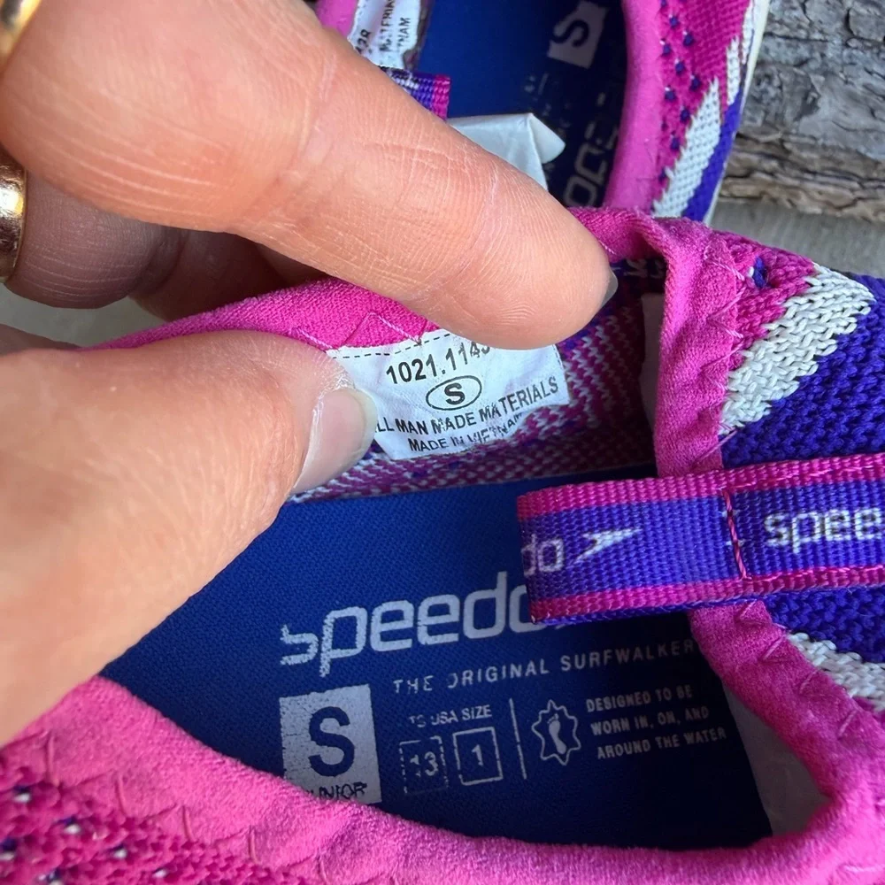 Speedo Junior Surf Strider Kids Water Shoes in Purple and Pink Sz-S (13-1). G‎
